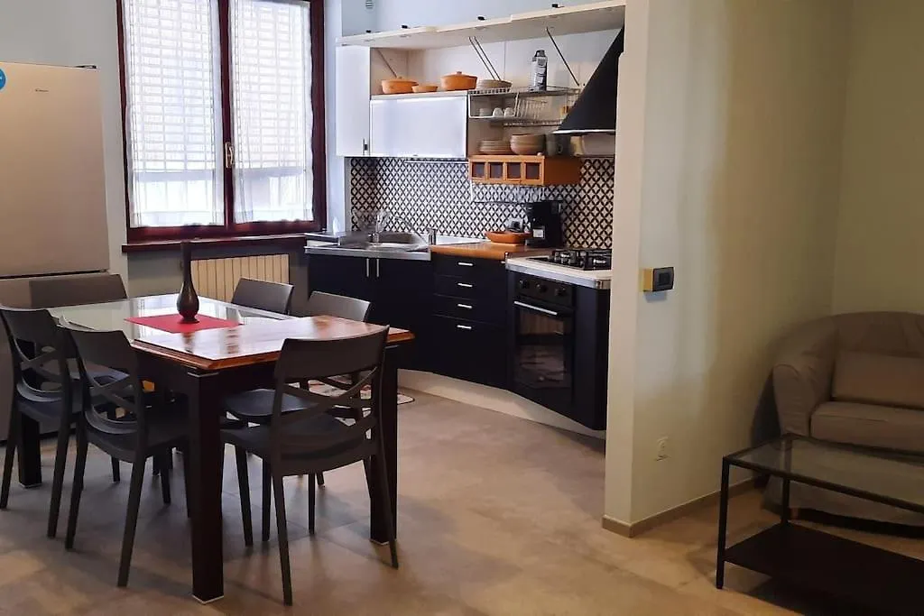 Il Tulipano Alloggio Turistico Piacenza Apartment